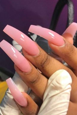 Розовые ногти квадрат длинные