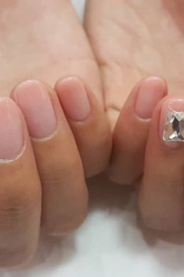 Эффект аквариума на ногтях