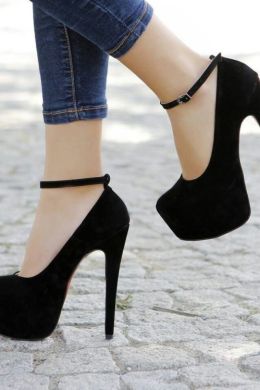 Туфли женские на каблуке черные