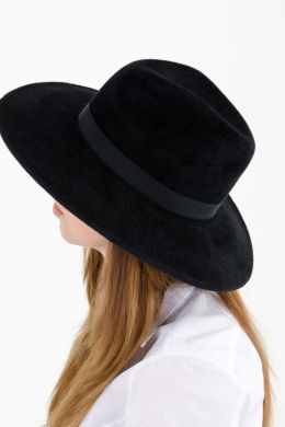 Шляпа черная женская