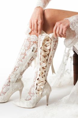 Зимняя обувь для невесты