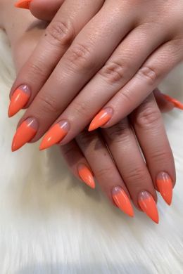 Оранжевые длинные ногти