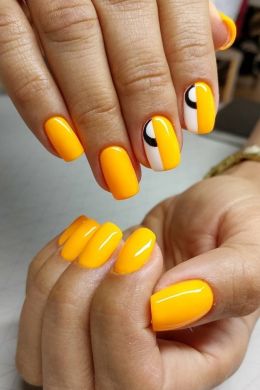 Ярко желтые ногти
