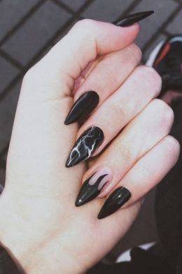 Черные ногти миндаль длинные