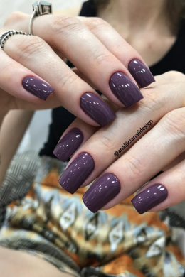 Темно фиолетовые ногти