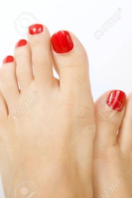 Широкие ногти на ногах