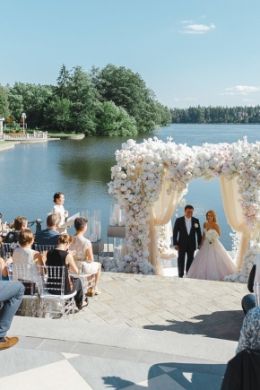 Свадьба у озера в подмосковье