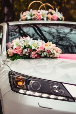 Автомобиль с водителем на свадьбу