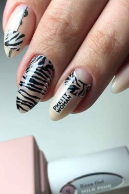 Принт зебра на ногтях