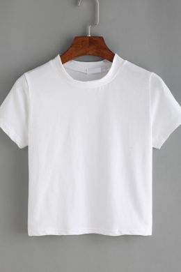 Чисто белая футболка