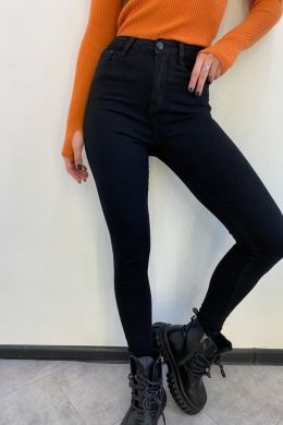 Черные зауженные джинсы женские
