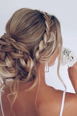 Прически для свадьбы на средние волосы
