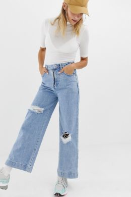 Широкие светлые джинсы женские