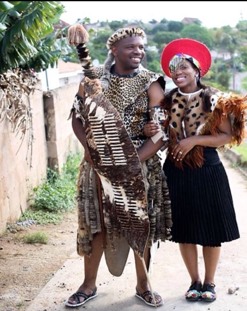 Традиции африки. Свадьба зулусов. Масаи Африка Свадебная церемония. Африканская свадьба. Наряд африканца.