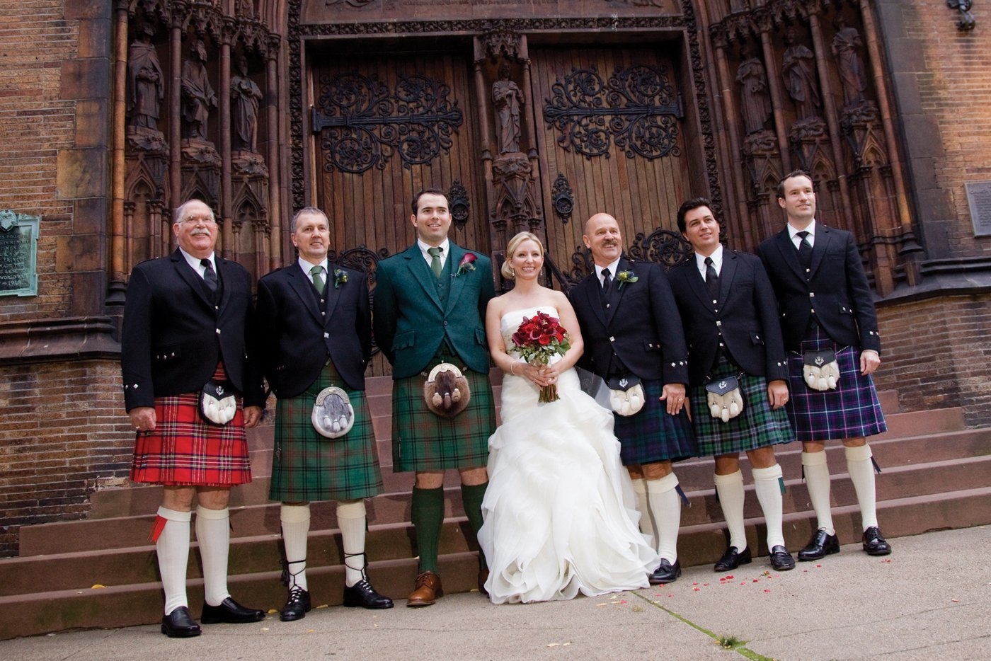 Irish traditions. Свадьба в Шотландии. Свадебная церемония в Шотландии. Свадьба в Шотландии традиции. Свадебные традиции в Шотландии.