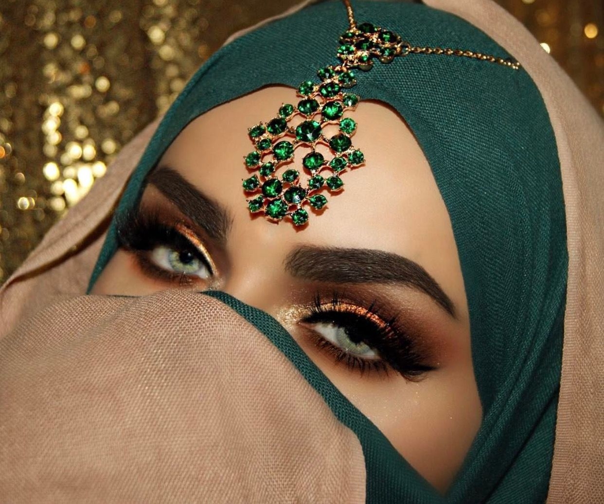 Красивое фото восточных. Арабский макияж. Восточная красавица. Арабские женщины. Красивые восточные женщины.