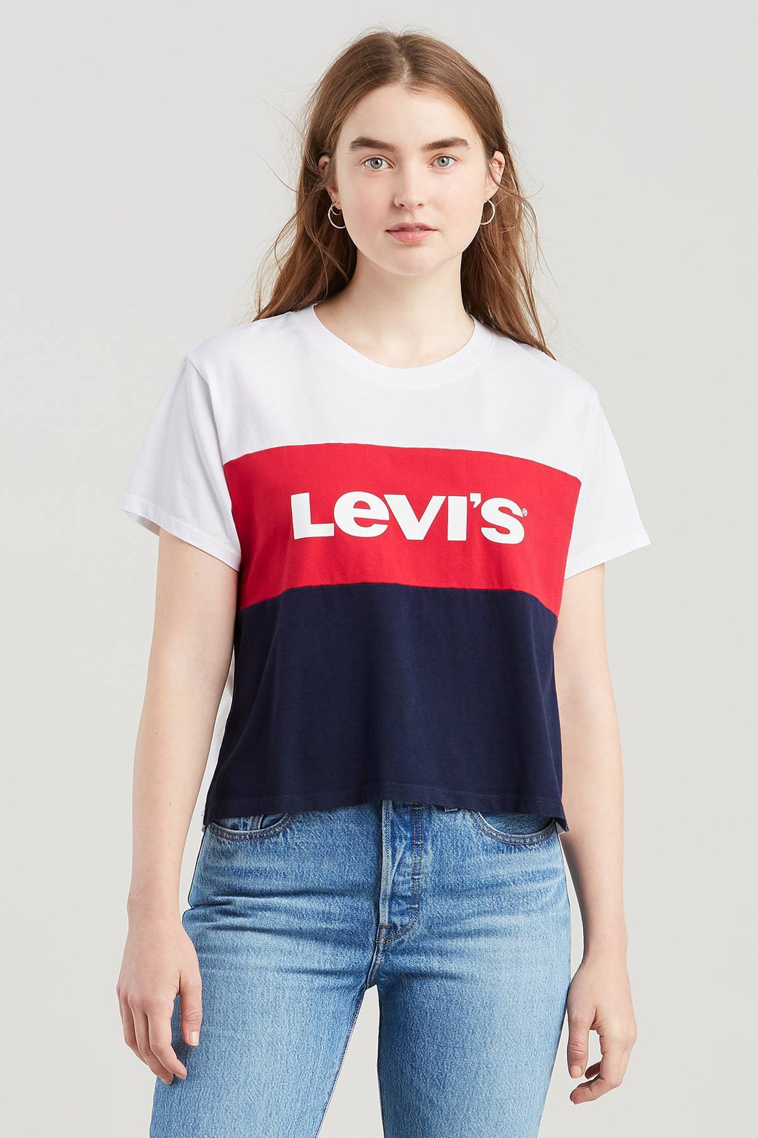 Купить футболку levis. Футболка левайс женская. Майка Levis женская. Levi's футболка женская. Levis футболка женская синяняя.