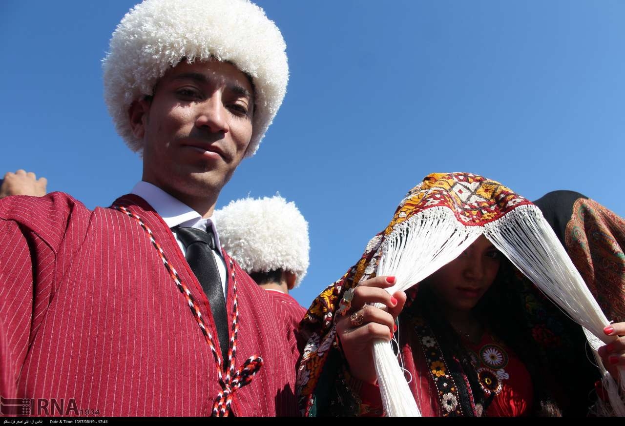 Туркмены происхождение. Тахья Туркменская. Туркменские национальные украшения. Туркменская невеста. Туркменская Национальная свадьба.