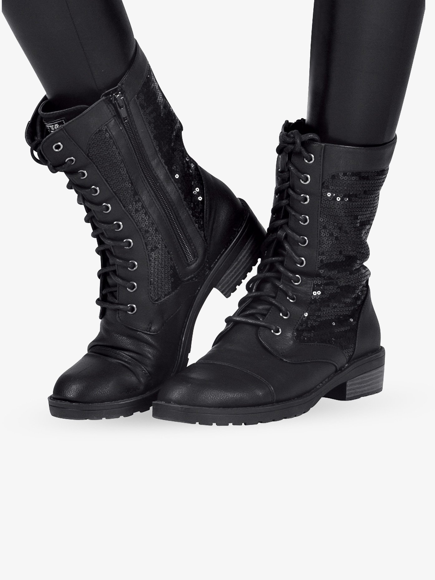 Фирменные берцы женские. Ботинки Combat Boots. Ботинки комбат женские 2020. Валберис берцы женские. Guess берцы.