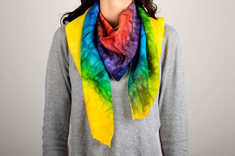 Разноцветный шарф