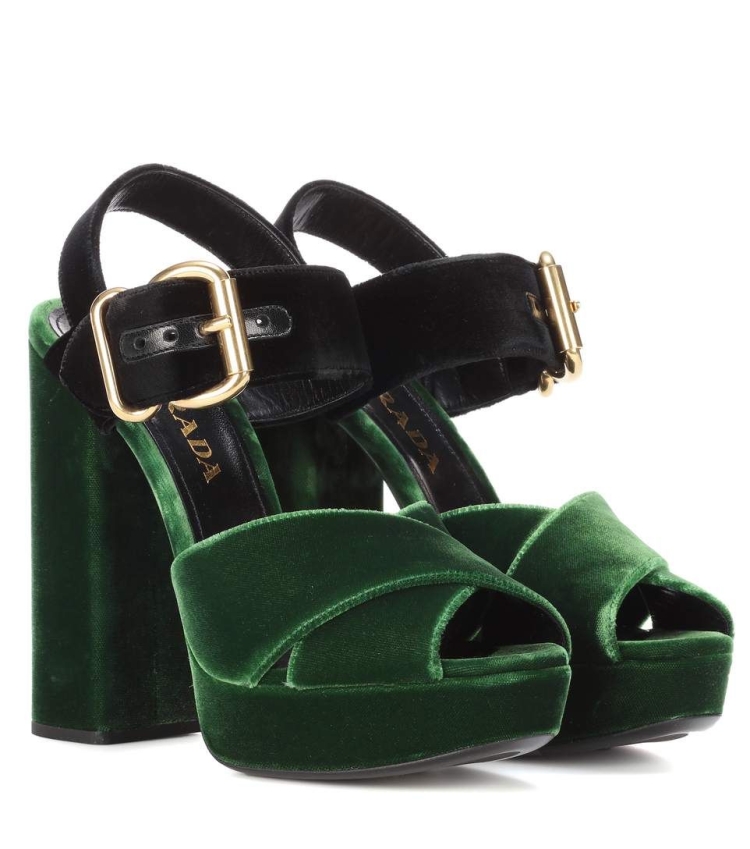 Зеленые бархатные ботинки Pollini