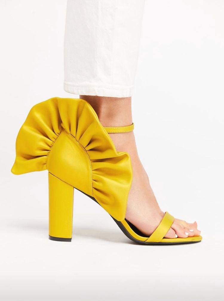 Жёлтые ботинки женские модные