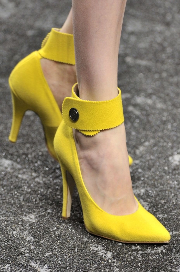 Zara туфли желтые