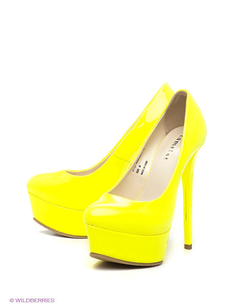 Dolce Gabbana Pumps Yellow