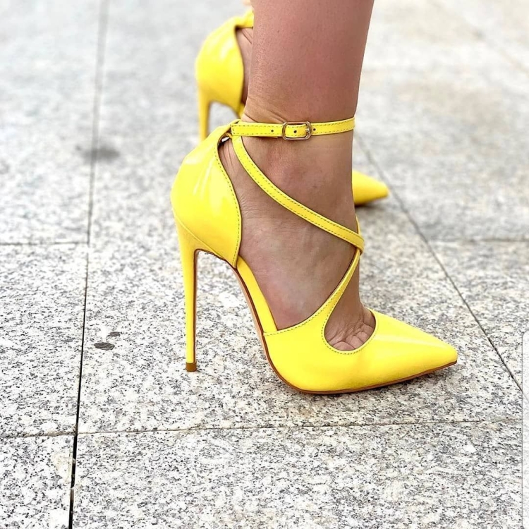 Туфли женские желтого цвета