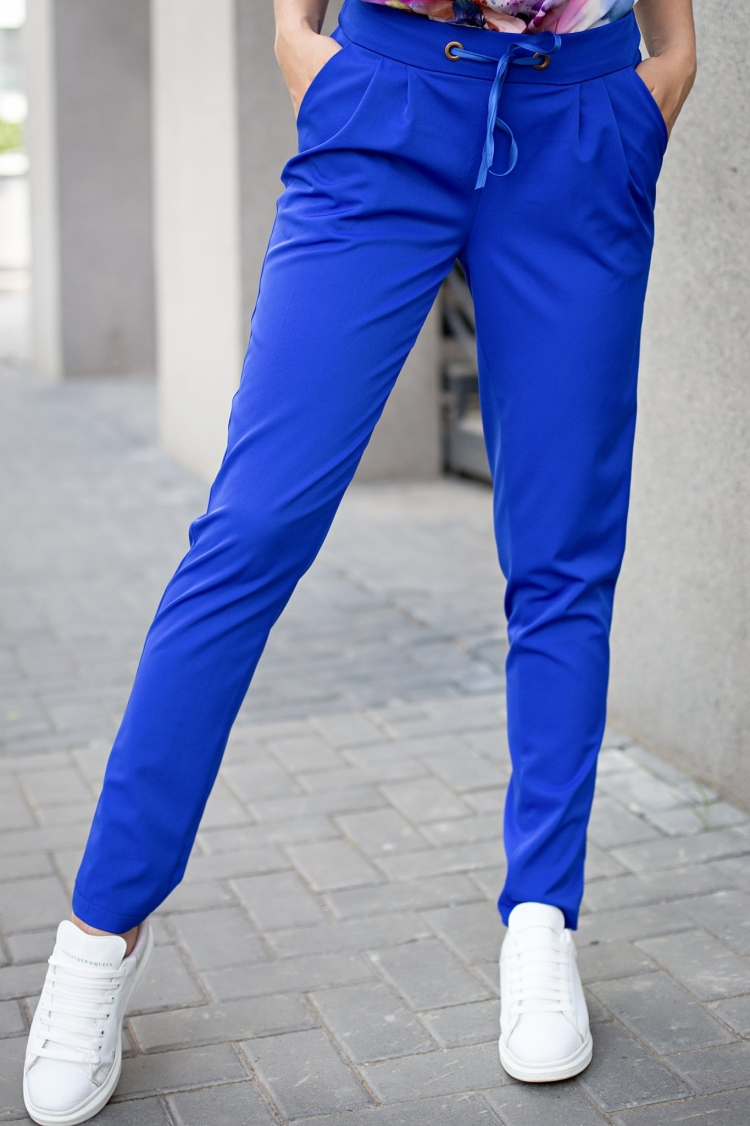 Ярко синие брюки женские