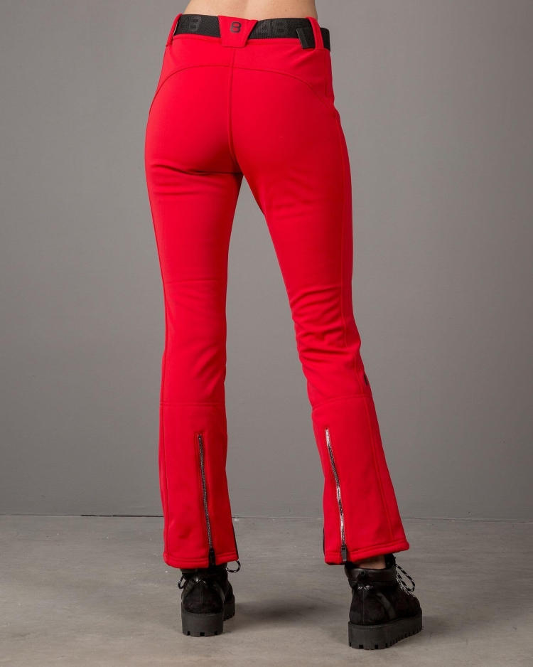 Красные брюки женские 2021