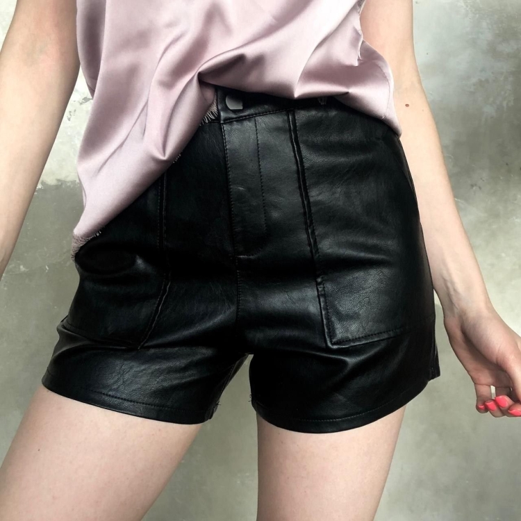 Zara Trafaluc шорты кожаные