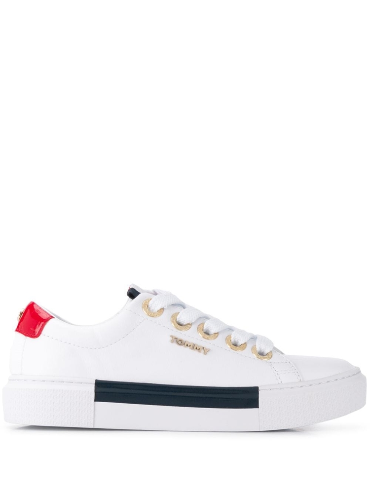 Hilfiger Tommy Shoes look
