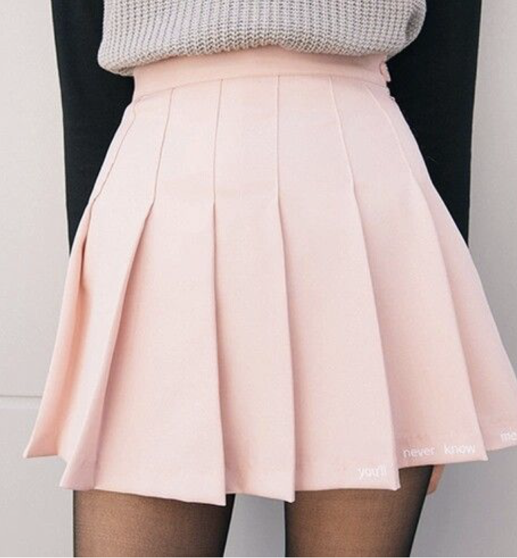 Розовая юбка в складку