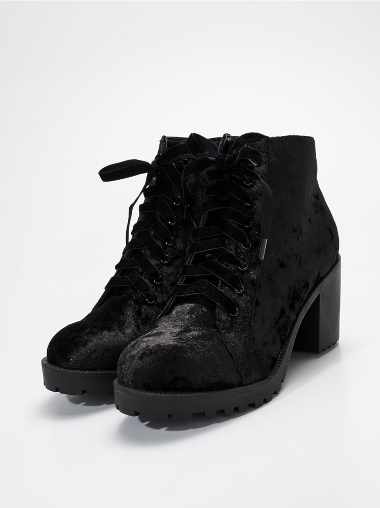 Ботинки высокие черные на шнуровке зима Эконика