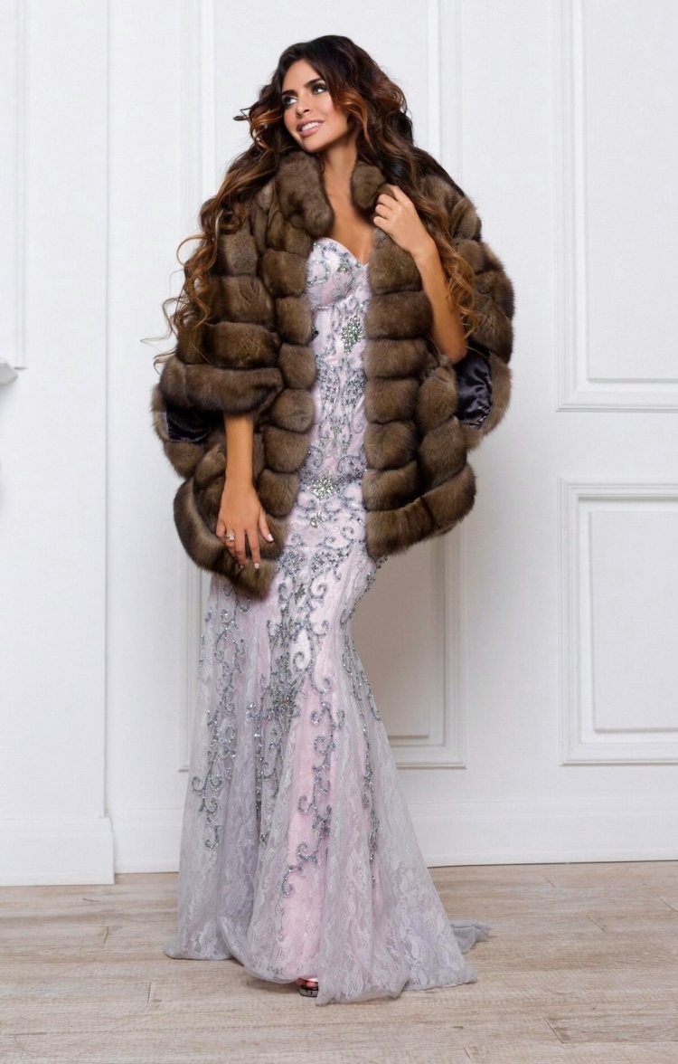 Кристина Свит fur Coat