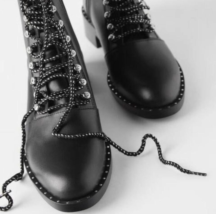 Zara ботинки женские на шнуровке черные