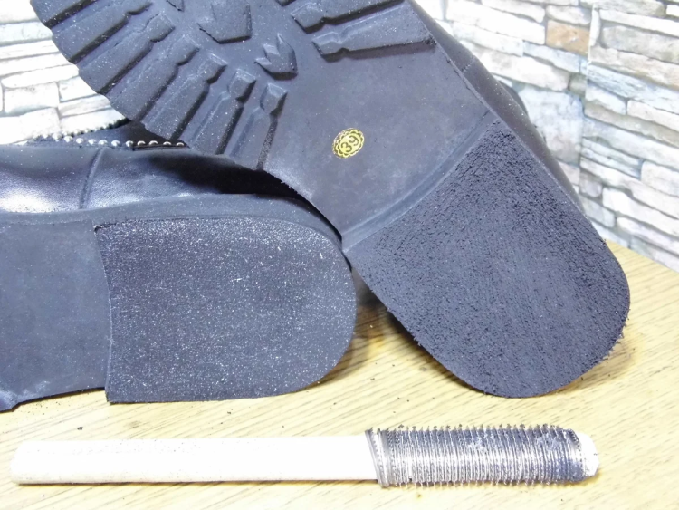 Полиуретановые набойки на обувь