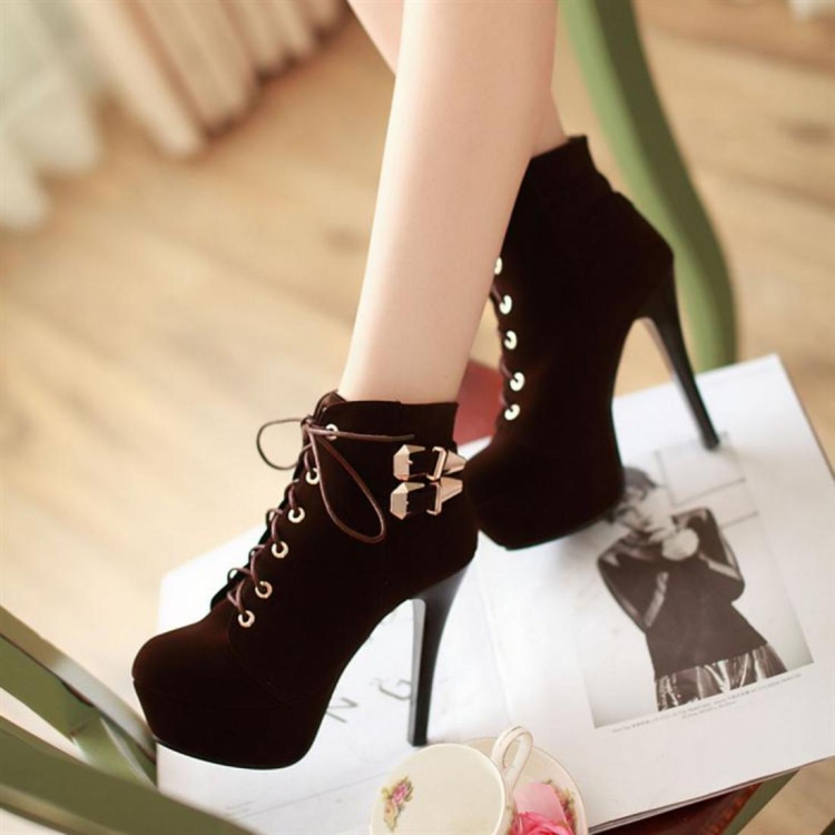 Красивая обувь для девушек