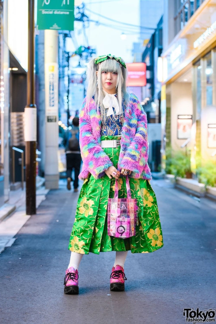 Японская стимпанк мода на улицах Харадзюку