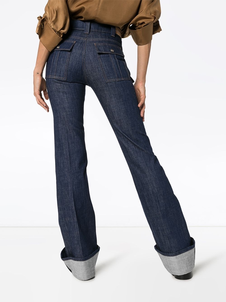 Широкие укороченные джинсы