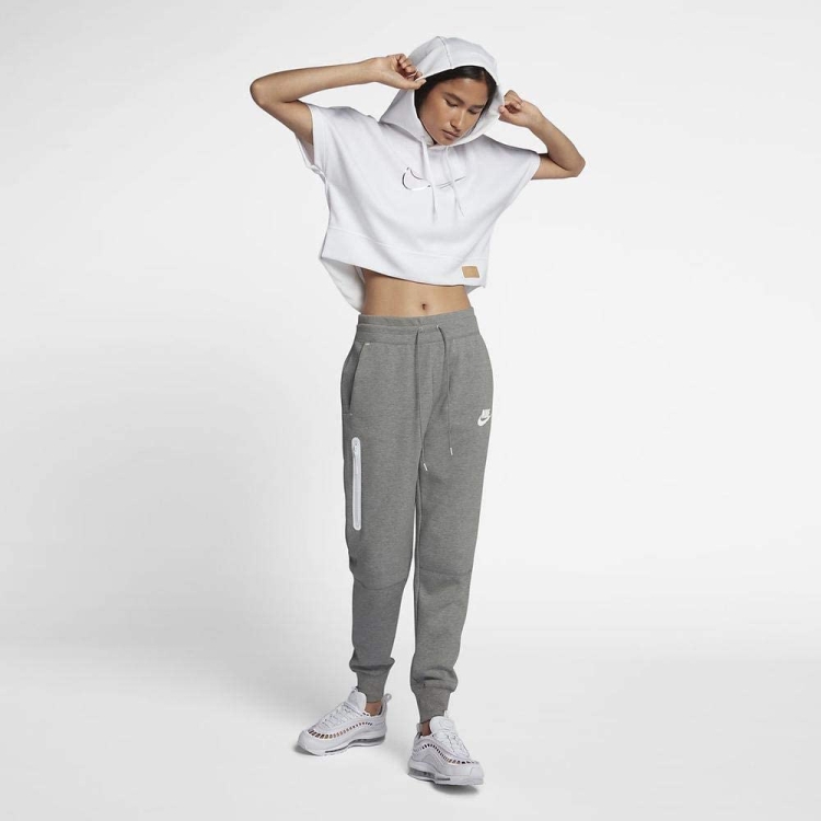 Nike Sportswear Essential брюки женские