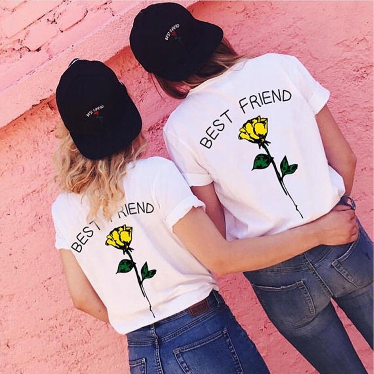 Парные футболки для подруг