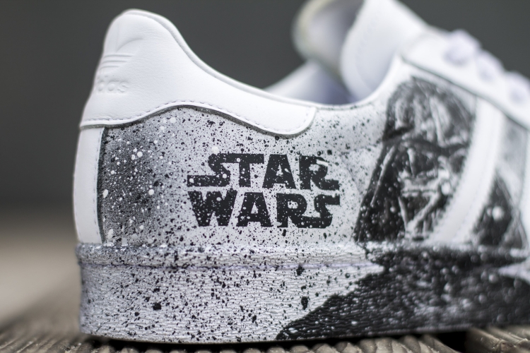 Adidas Darth Vader кроссовки