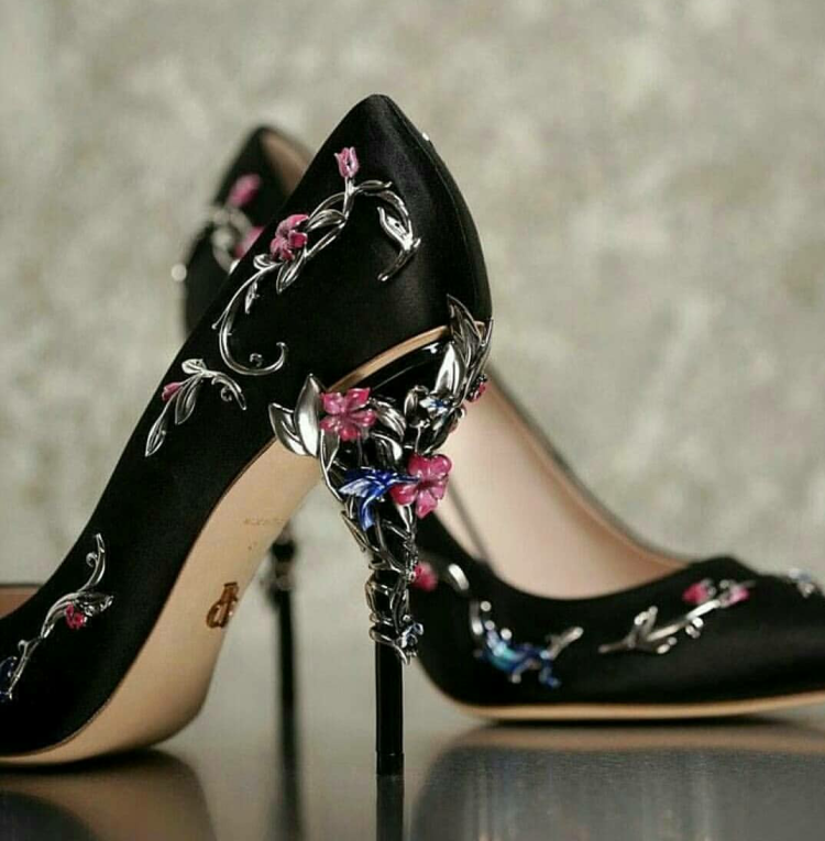 Шикарные женские туфли