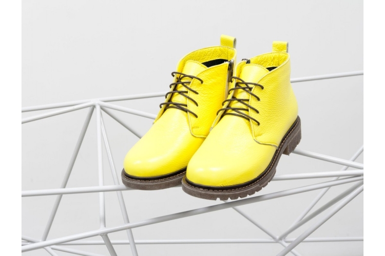 Рандеву желтые ботинки