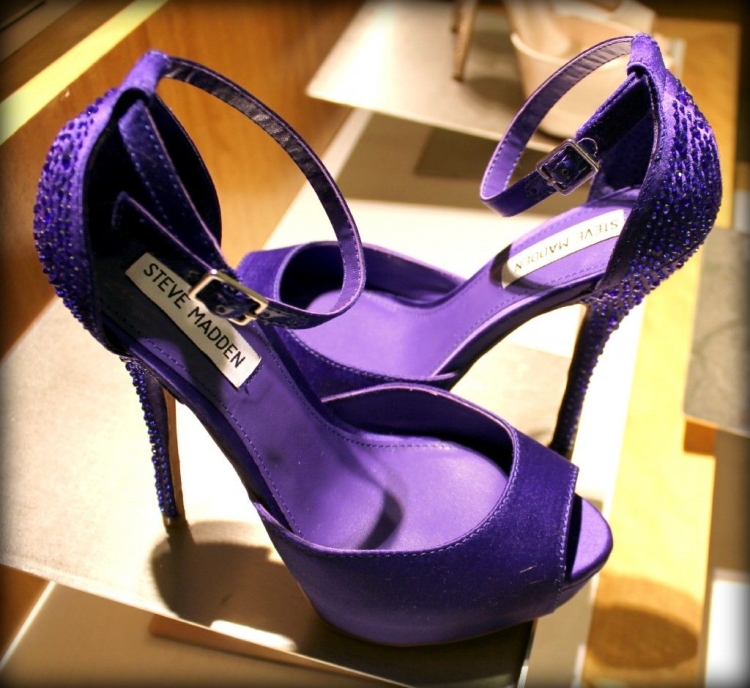 Фиолетовые туфли на платформе