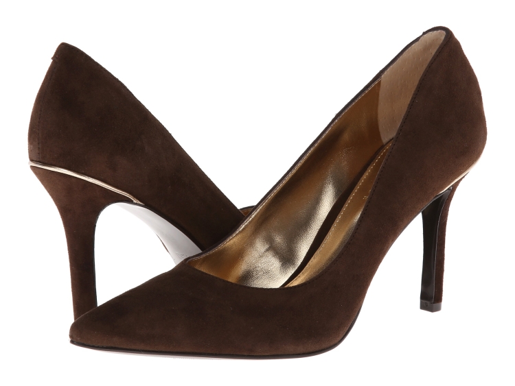 Красивые коричневые туфли женские