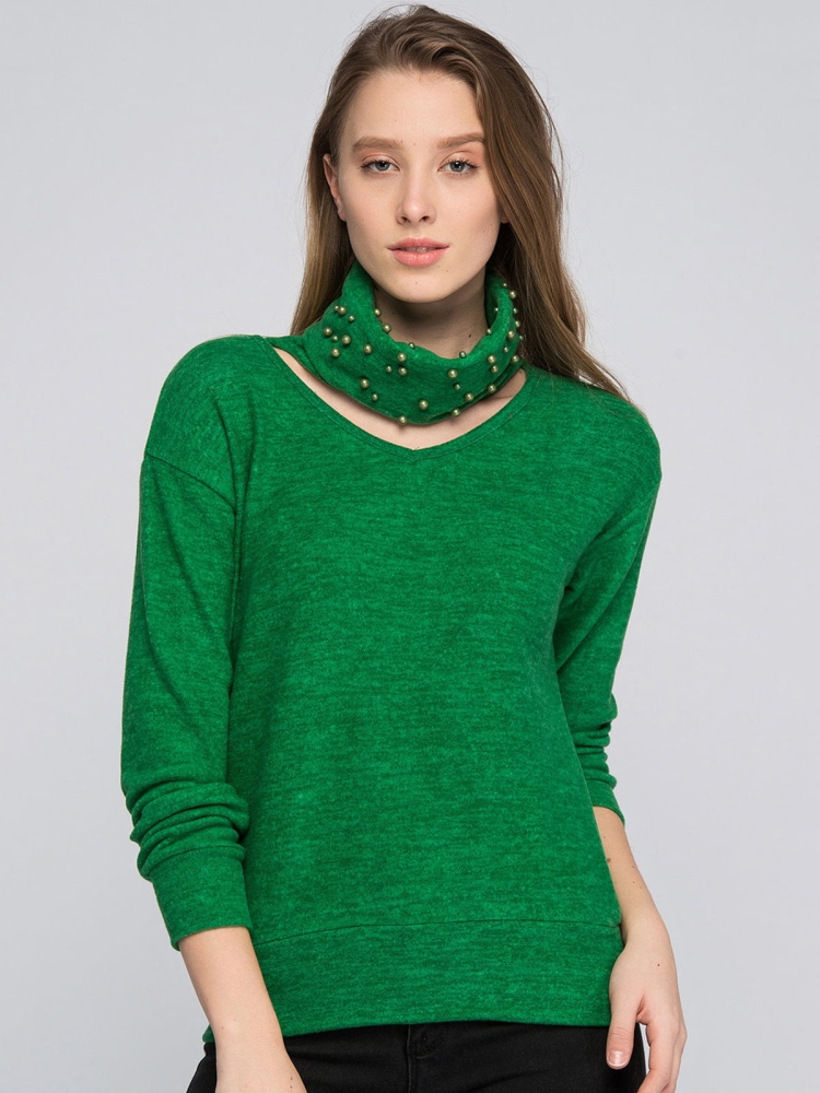 Ярко зеленый свитер