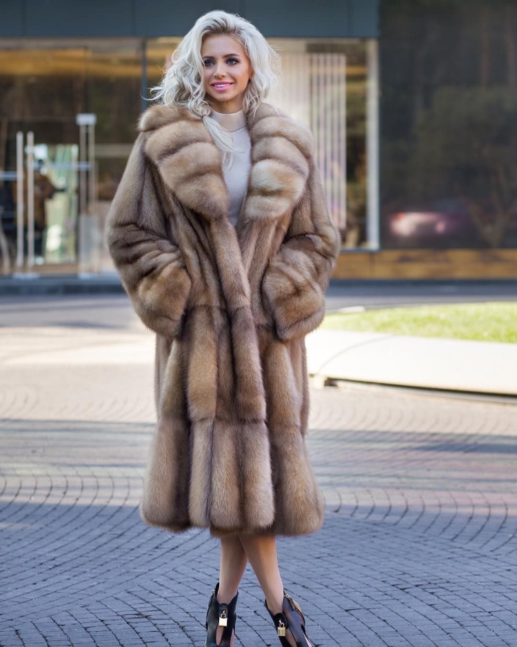 Валерия Рысюкова fur fur